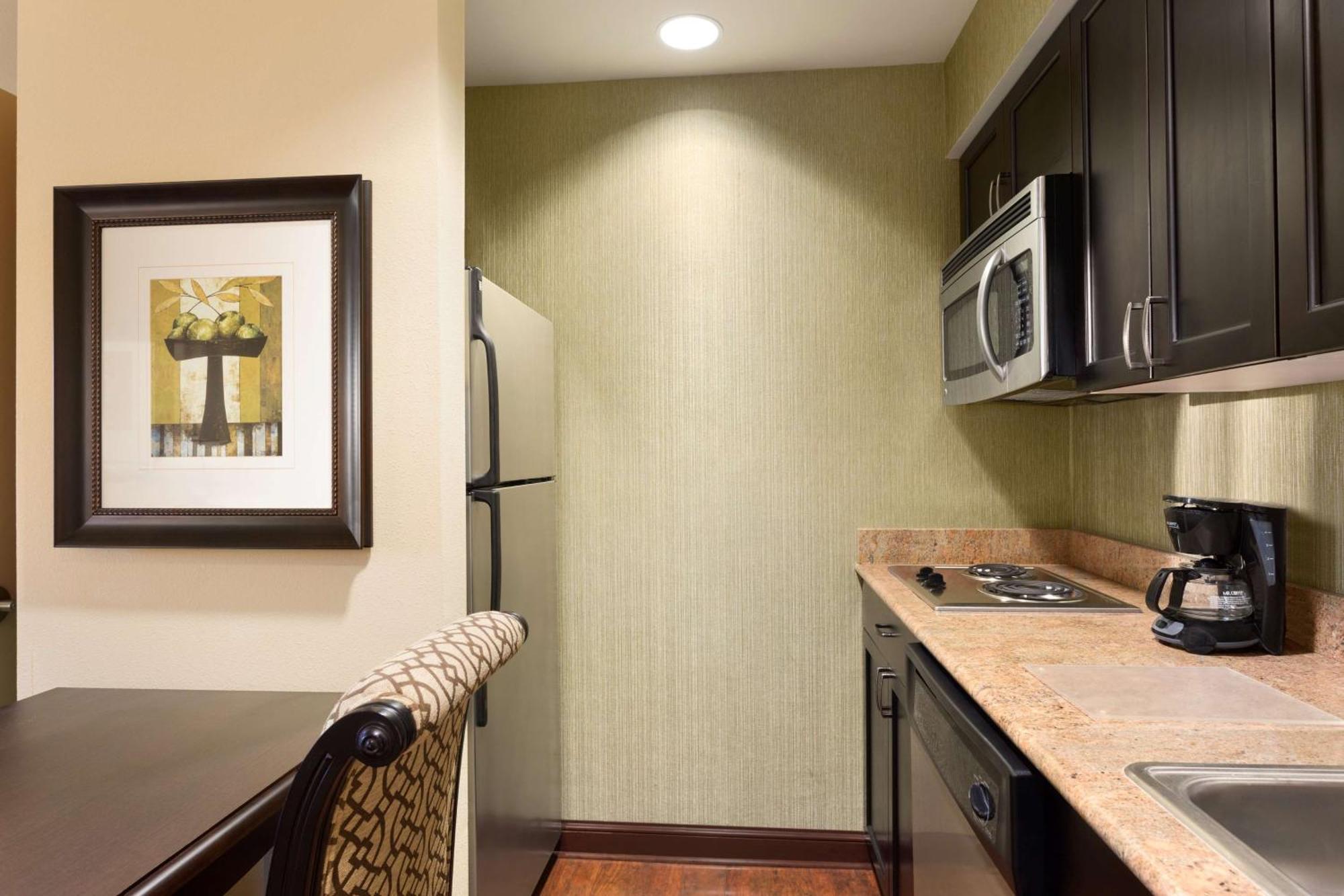 Homewood Suites Lafayette-Airport Exterior photo